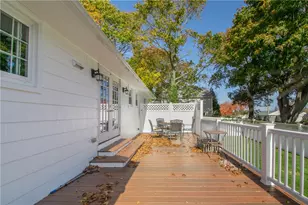 41 Clayton St, Middletown, RI 02842 - Photo 18