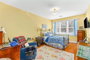 301 Church St, South Kingstown, RI 02879 - Photo 14