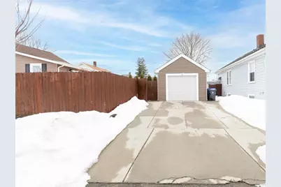 214 Grand Avenue, Pawtucket, RI 02861 - Photo 18