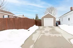 214 Grand Ave, Pawtucket, RI 02861 - Photo 18