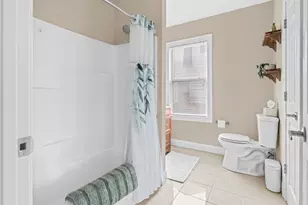 214 Grand Ave, Pawtucket, RI 02861 - Photo 10