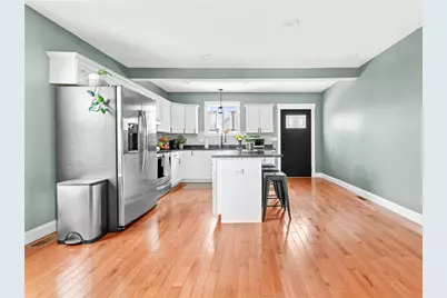 214 Grand Avenue, Pawtucket, RI 02861 - Photo 4