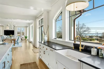 30 Walcott Avenue, Jamestown, RI 02835 - Photo 12