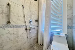 181 Cole Ave, Providence, RI 02906 - Photo 32