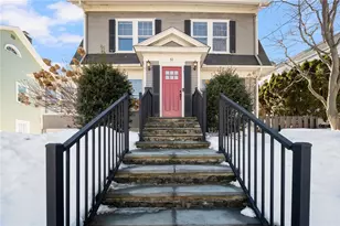51 Wilcox Ave, Pawtucket, RI 02860 - Photo 2