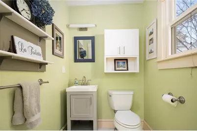 51 Wilcox Avenue, Pawtucket, RI 02860 - Photo 8