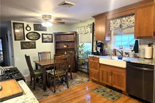 402 Main St, Scituate, RI 02823 - Photo 2