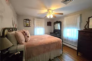 402 Main St, Scituate, RI 02823 - Photo 8