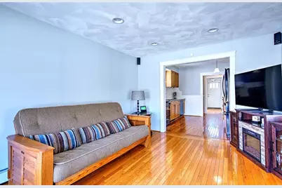 42 Mountain Avenue, East Providence, RI 02915 - Photo 22