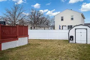 45 Tappan St, Providence, RI 02908 - Photo 4