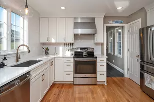 75 Prospect Ln, Portsmouth, RI 02871 - Photo 18