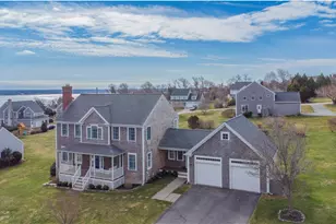 75 Prospect Ln, Portsmouth, RI 02871 - Photo 2