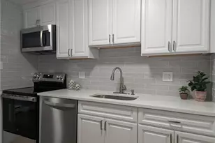 15 Apple Valley Pkwy, Smithfield, RI 02828 - Photo 8