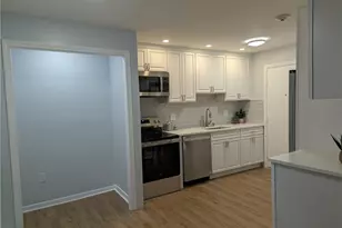 15 Apple Valley Pkwy, Smithfield, RI 02828 - Photo 10