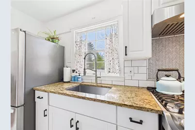 135 Cypress Street, Providence, RI 02906 - Photo 28