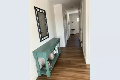 443 Wolcott Avenue #1, Middletown, RI 02842 - Photo 8