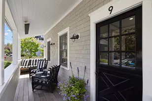 9 Anthony St, Newport, RI 02840 - Photo 4