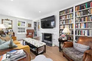 9 Anthony St, Newport, RI 02840 - Photo 8