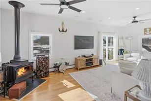 11 Heights Ave, Warwick, RI 02889 - Photo 6