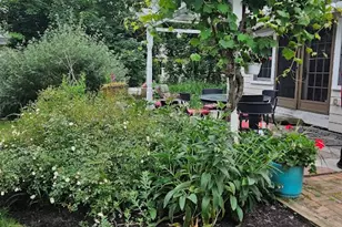 1220 Hope St, Bristol, RI 02809 - Photo 32