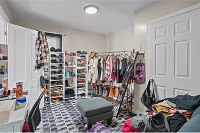 100 Pond Street, Pawtucket, RI 02860 - Photo 18