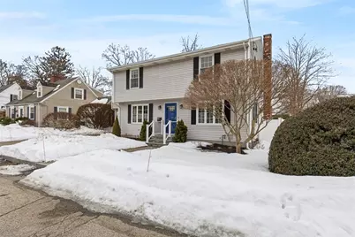 40 Weeden Avenue, East Providence, RI 02916 - Photo 2