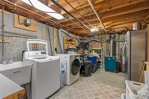 40 Weeden Ave, East Providence, RI 02916 - Photo 42