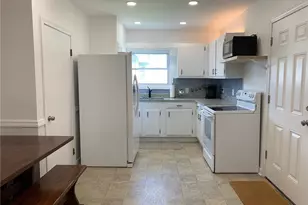 40 E Bowery St, Newport, RI 02840 - Photo 4