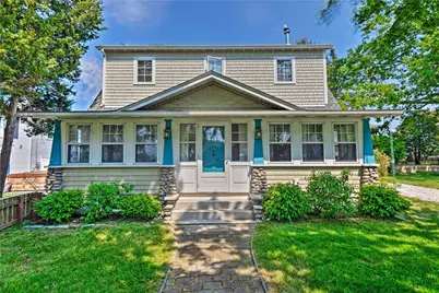 129 Dighton Avenue, Portsmouth, RI 02871 - Photo 1