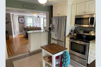 4 Hammond Street #5, Newport, RI 02840 - Photo 6