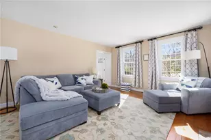 23 Morra Way, East Providence, RI 02916 - Photo 4