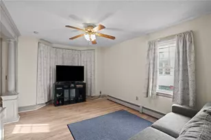 114 Commodore St, Providence, RI 02904 - Photo 4