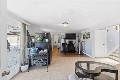 34 Commack Road, East Providence, RI 02914 - Photo 14