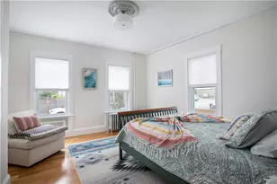 30 E Bowery St, Newport, RI 02840 - Photo 18