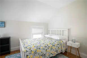 30 E Bowery St, Newport, RI 02840 - Photo 12