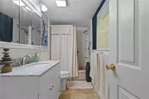 72 W Shore Rd, Warwick, RI 02889 - Photo 16