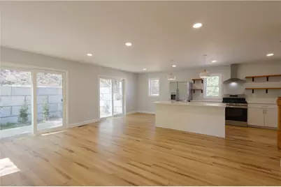 99 1st Street, East Providence, RI 02914 - Photo 4