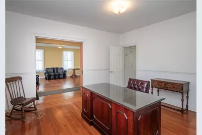 409 Broadway, Newport, RI 02840 - Photo 12