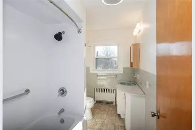 409 Broadway, Newport, RI 02840 - Photo 24