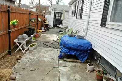 186 Fiat Avenue, Cranston, RI 02910 - Photo 6