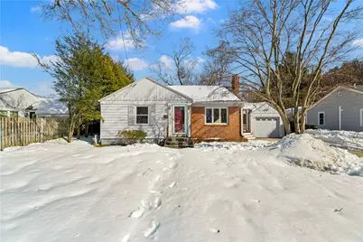 52 Dahlia Street, Warwick, RI 02888 - Photo 2