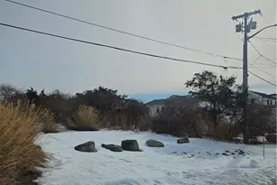 7 Fishermans Ave, Westerly, RI 02891 - Photo 1