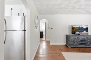 175 Pettaconsett Ave, Warwick, RI 02888 - Photo 10