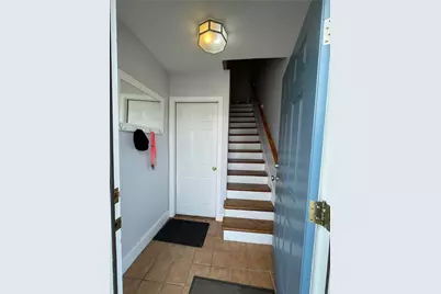 12 Callender Avenue #1, Newport, RI 02840 - Photo 2