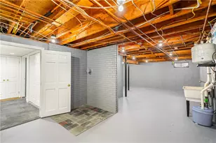 90 Bow St, East Greenwich, RI 02818 - Photo 30