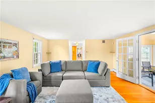 90 Bow St, East Greenwich, RI 02818 - Photo 12