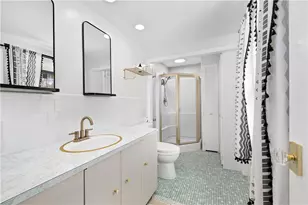 127 Dellwood Rd, Cranston, RI 02920 - Photo 32