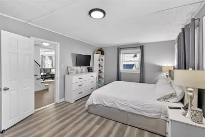 404 Church Avenue, Warwick, RI 02889 - Photo 22