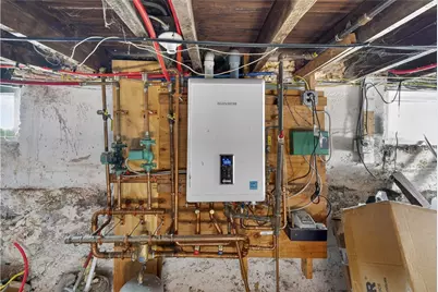 404 Church Avenue, Warwick, RI 02889 - Photo 32