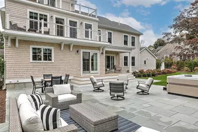 11 Shields Street, Newport, RI 02840 - Photo 8